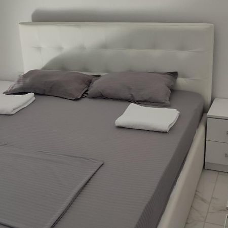 Golem Apartment Εξωτερικό φωτογραφία