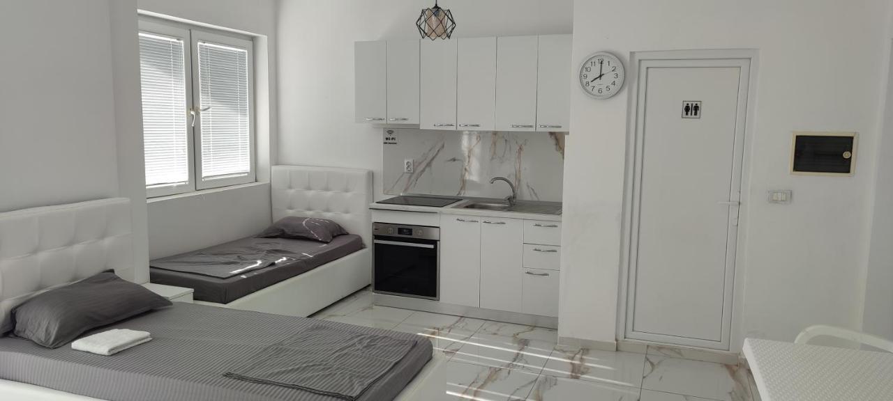 Golem Apartment Εξωτερικό φωτογραφία
