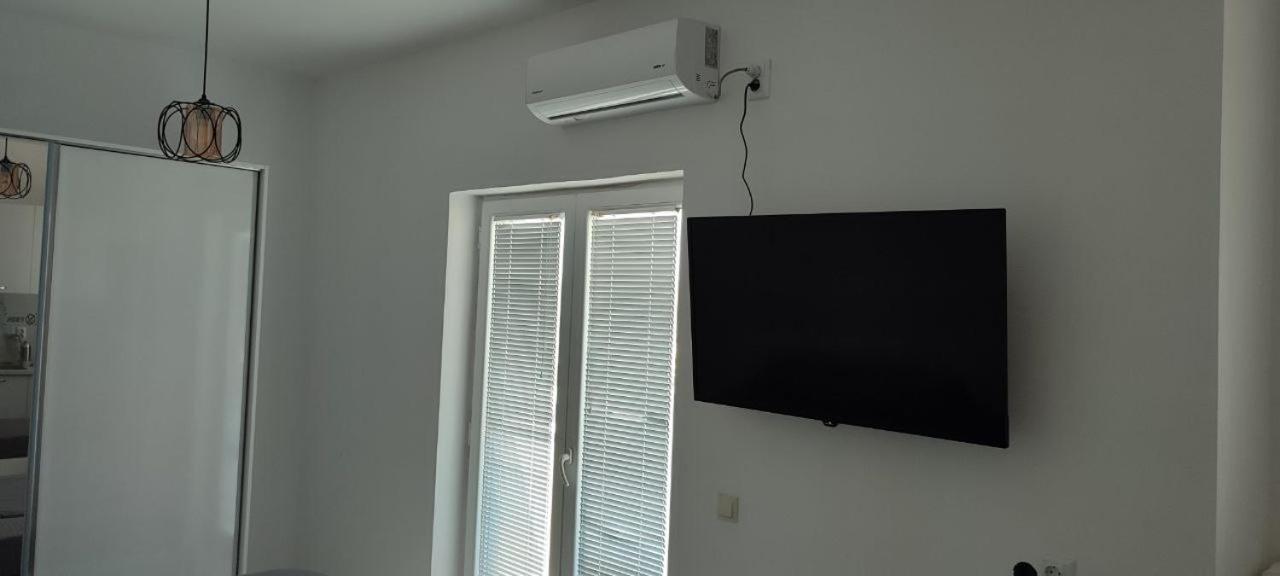 Golem Apartment Εξωτερικό φωτογραφία