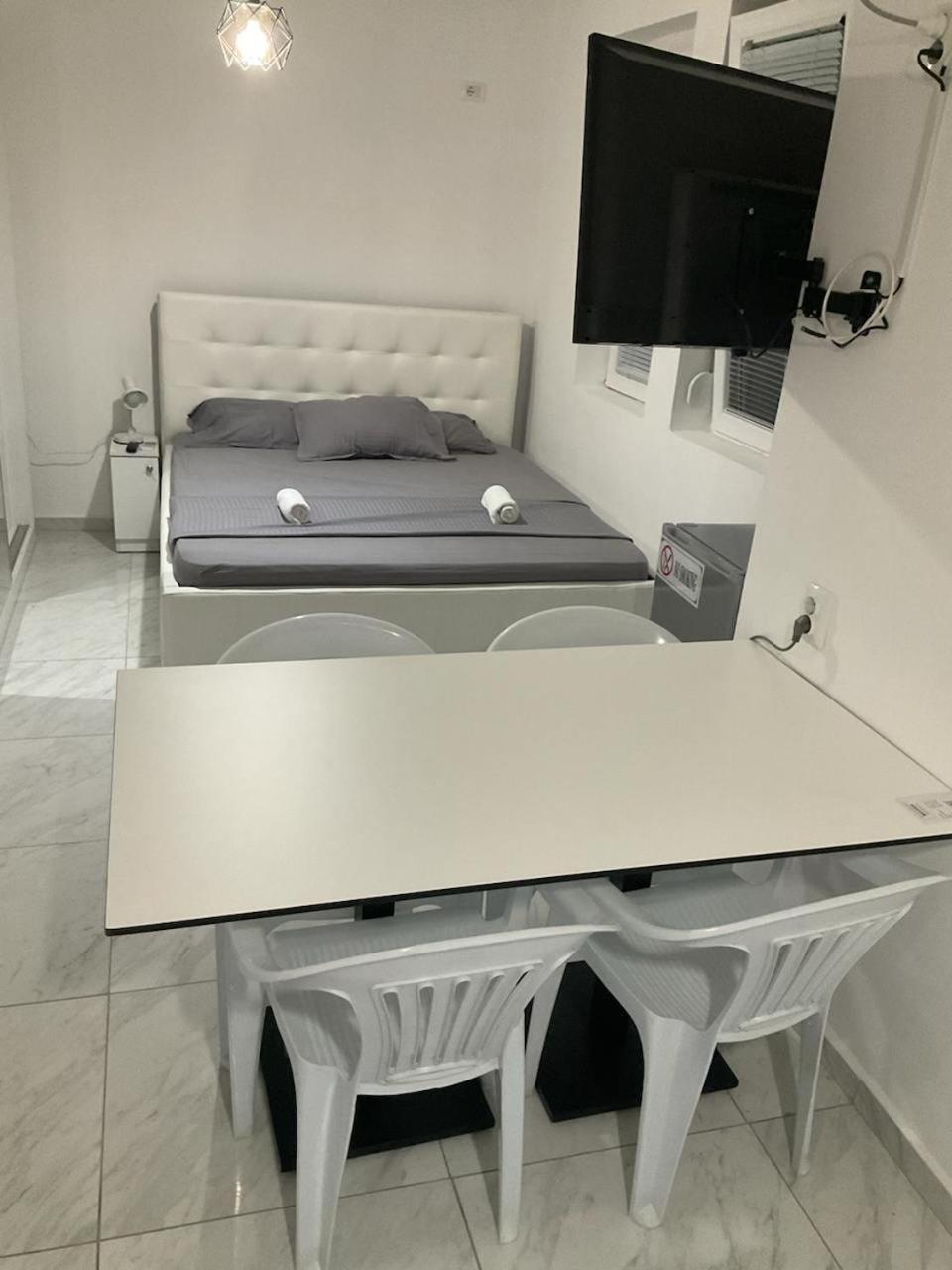 Golem Apartment Εξωτερικό φωτογραφία