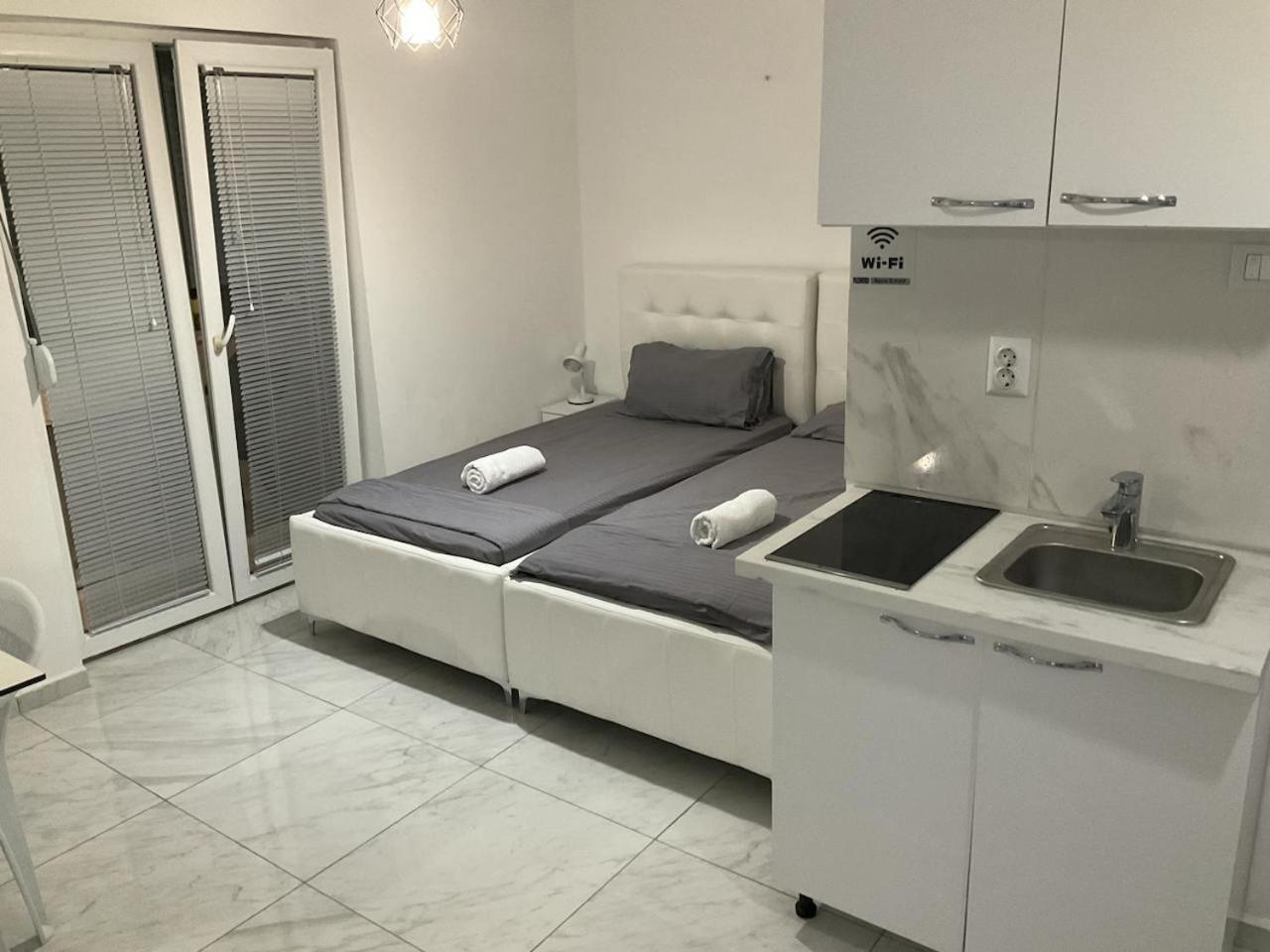 Golem Apartment Εξωτερικό φωτογραφία